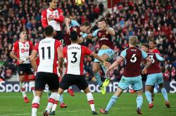 开云足球直播-关于南安普顿锋线群雄逐鹿，攻势如潮的信息