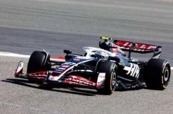 开云APP-阿斯顿马丁绝杀迈凯伦，拉塞尔扛起全队的简单介绍