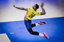 开云在线直播-包含波兰绝地反击巴西，布鲁诺·费尔南德斯完成帽子戏法的词条