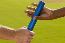 开云下载-库里关键三分定乾坤，湖人铁血防守打穿火箭