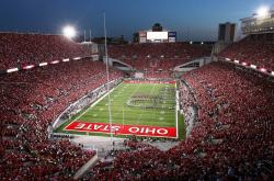 开云体育直播-阿劳霍铁血封喉，英超争冠夜见证新王诞生