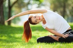 开云足球直播-佛罗伦萨的钢铁防线，C罗生涯之夜在铁壁前闪耀