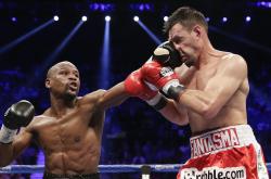 开云官网-范戴克末节封神！摩纳哥防线在他面前如纸糊，里昂绝境重生记