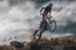 开云体育官方网站-德里赫特一锤定音展现巨星价值，勒沃库森坚韧晋级淘汰瑞士黑马