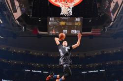 开云体育平台APP-绿茵场上的逆转基因，从猛龙翻盘尼克斯看英超争冠焦点战的心理博弈