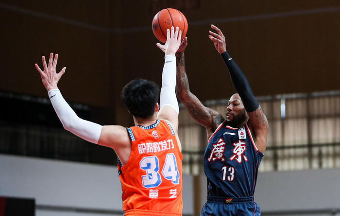 江苏男篮抢夺对手主场,豪取三连胜的简单介绍 江苏男篮抢夺对手主场,豪取三连胜的简单介绍