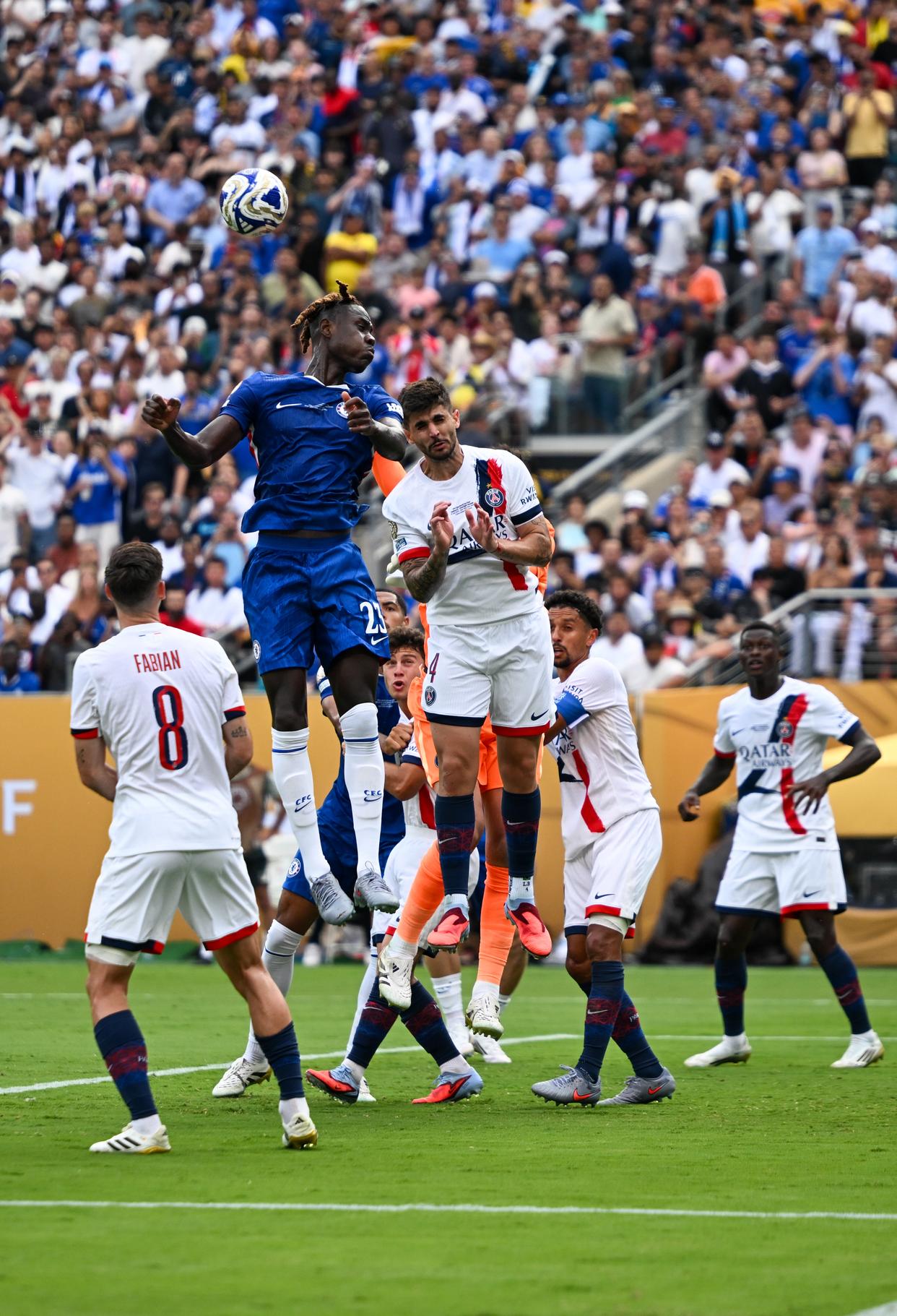 切尔西逆转晋级,表现令人瞩目 切尔西逆转晋级,表现令人瞩目