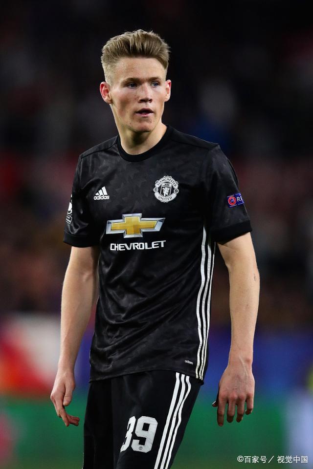 捷克大胜苏格兰，晋级欧国界杯四强赛的简单介绍