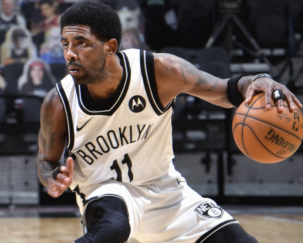 篮网主场大胜马刺，厄文砍下分