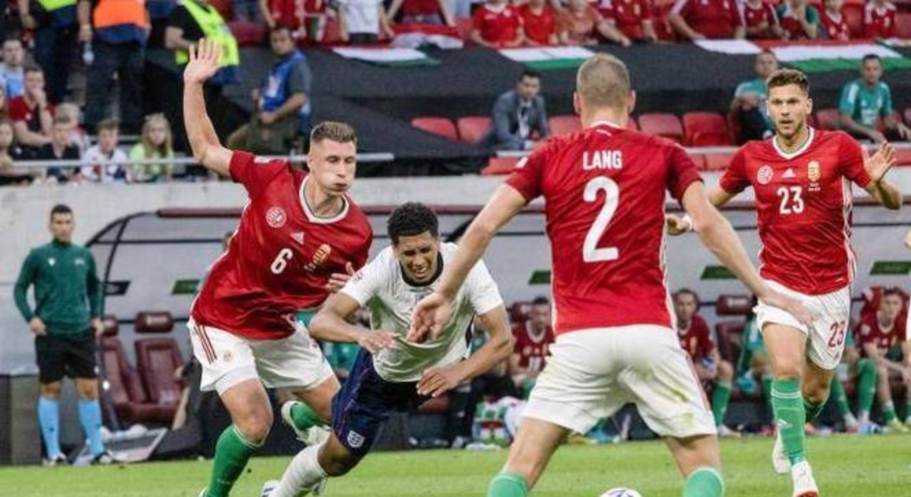 关于欧预赛冠军争夺战即将打响，球队为胜利冲刺的信息