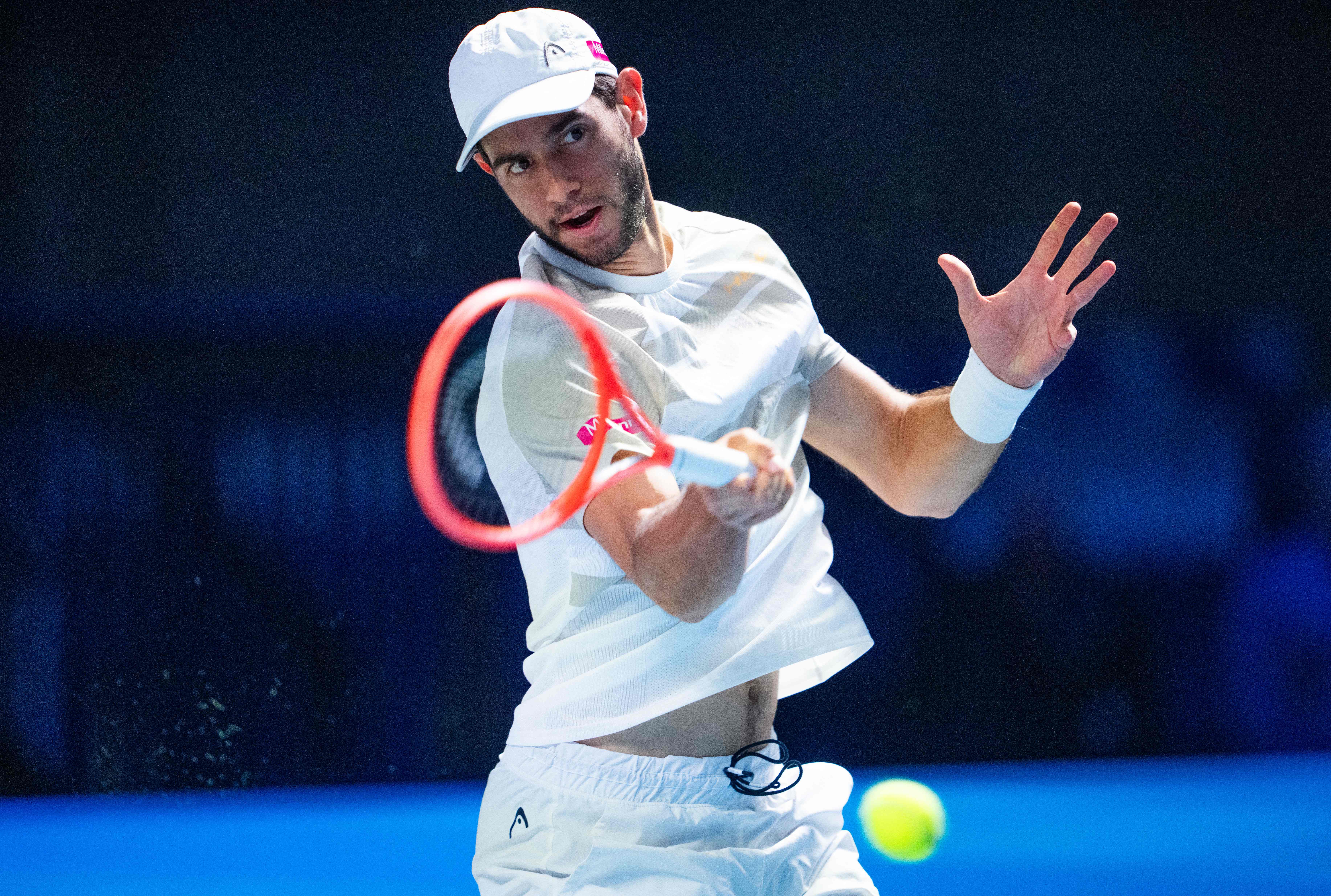 法国网球队鏖战欧洲网球队，梅德韦杰夫制霸全场的简单介绍