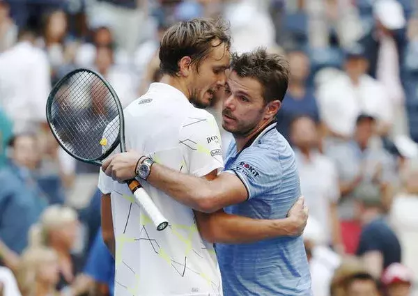 美国网球队绝地反击西班牙网球队，瓦林卡制霸全场的简单介绍