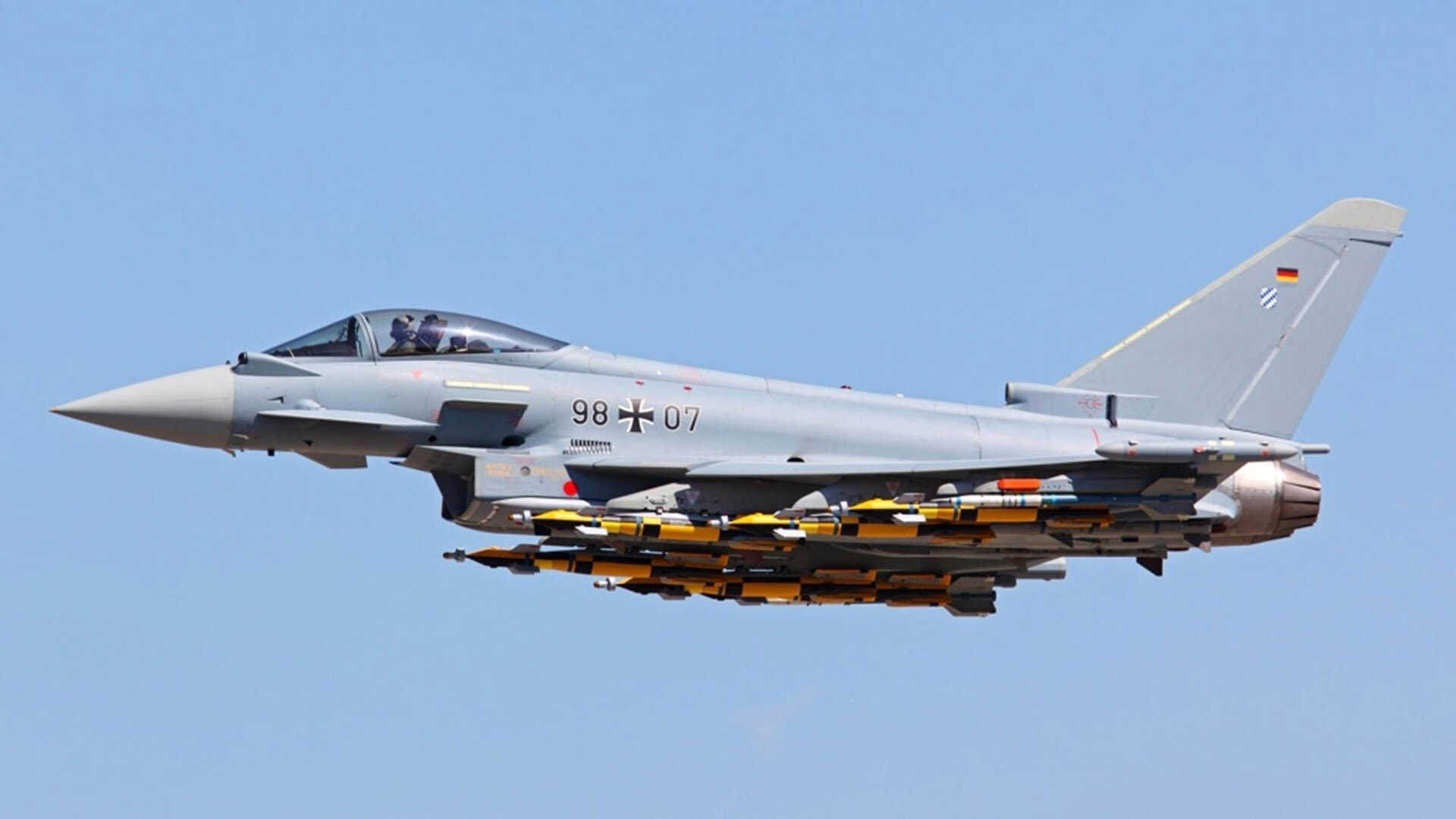 拉什福德爆发启示录，从厄瓜多尔巅峰对决，看新西兰足球的决胜之路