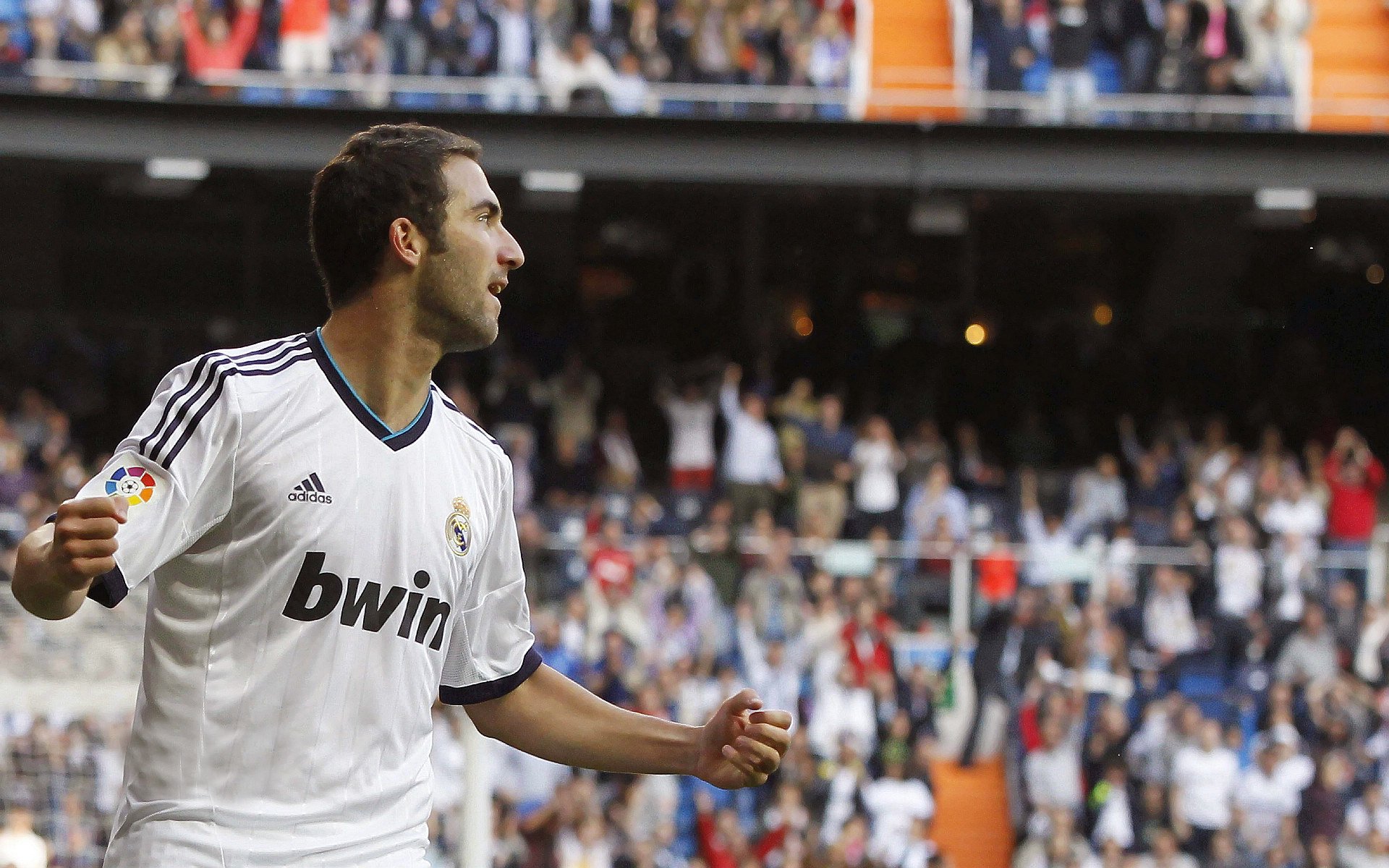 弗拉霍维奇彻底打爆防线，威尔士决胜局带走西班牙—当冷门成为传奇